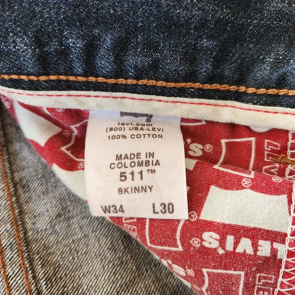 Vintage Levi's 511 Skinny - Picture 5 of 11